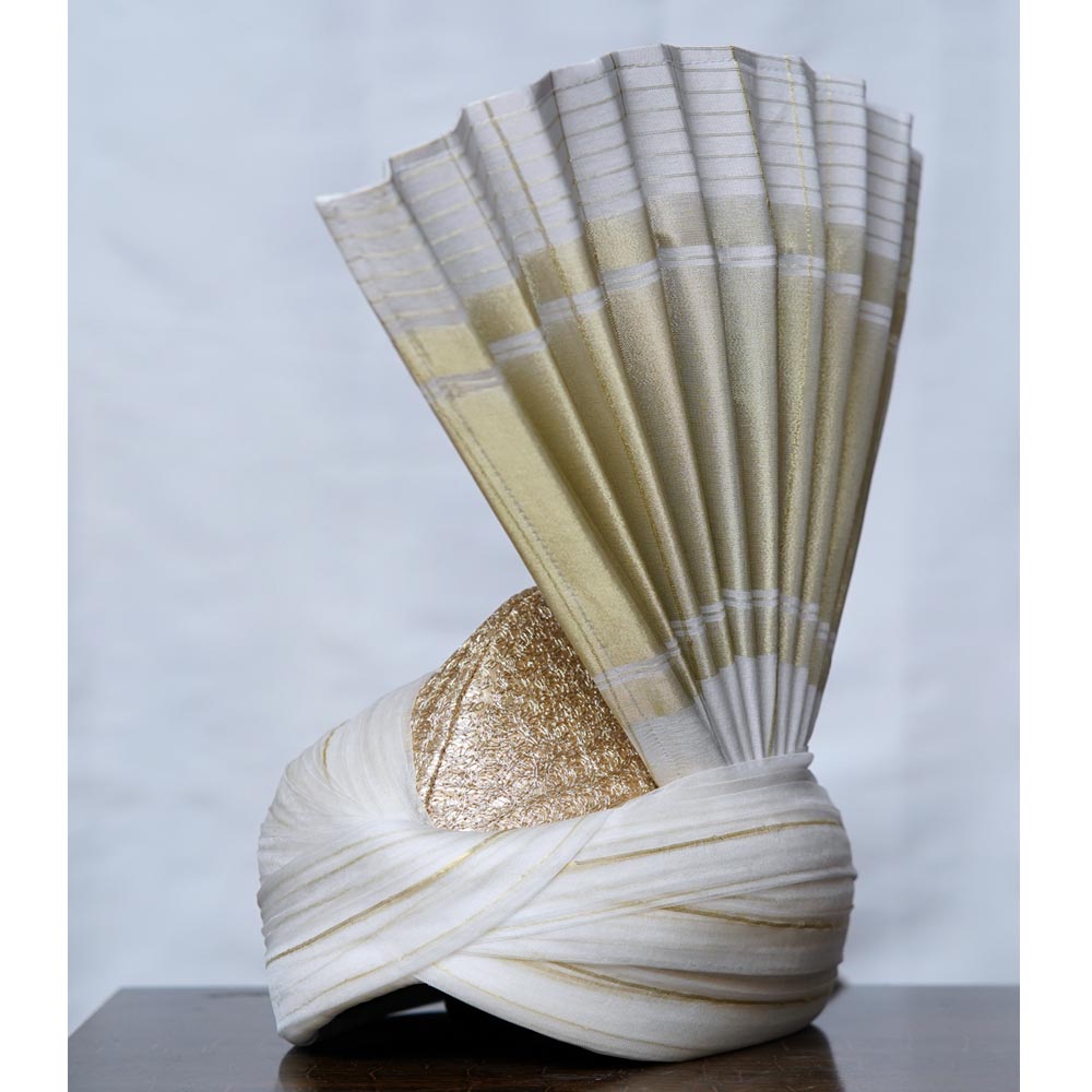 Mushady Aitchison Turban in White