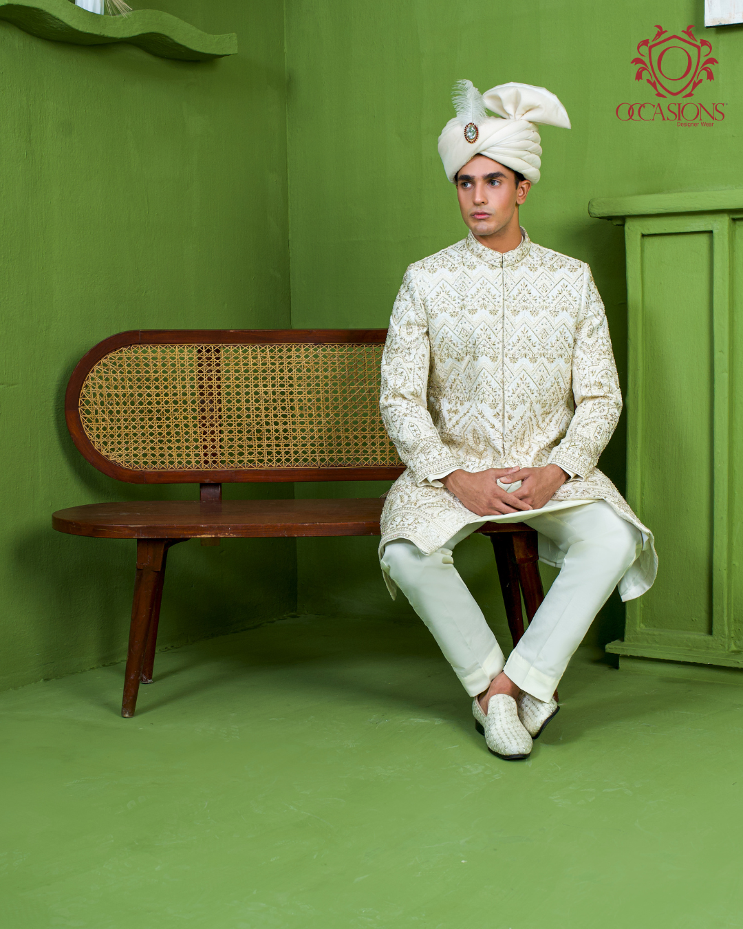 White Gold Story Design Luxury Sherwani
