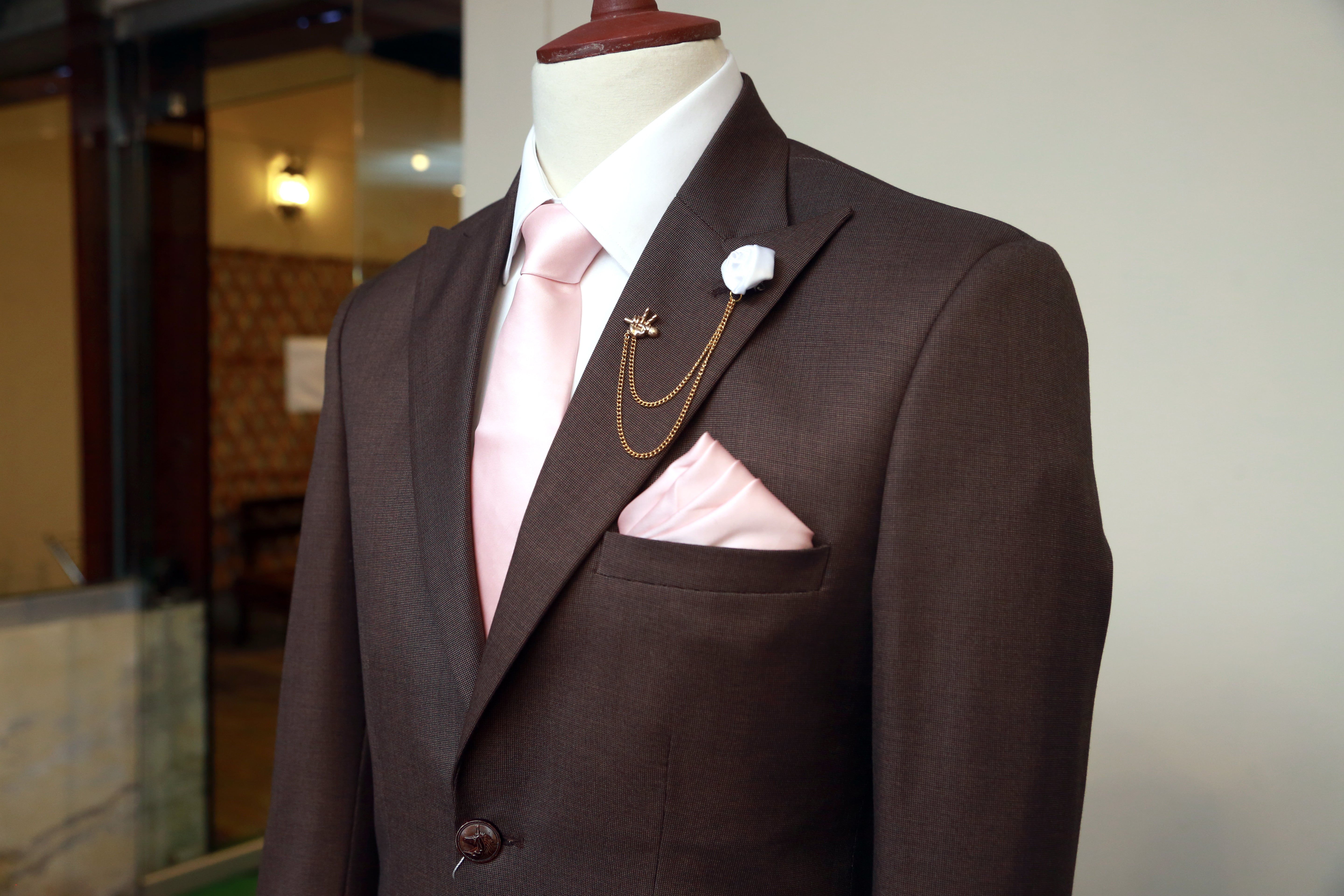 Tropical Exclusive Brown 2-Piece Suit