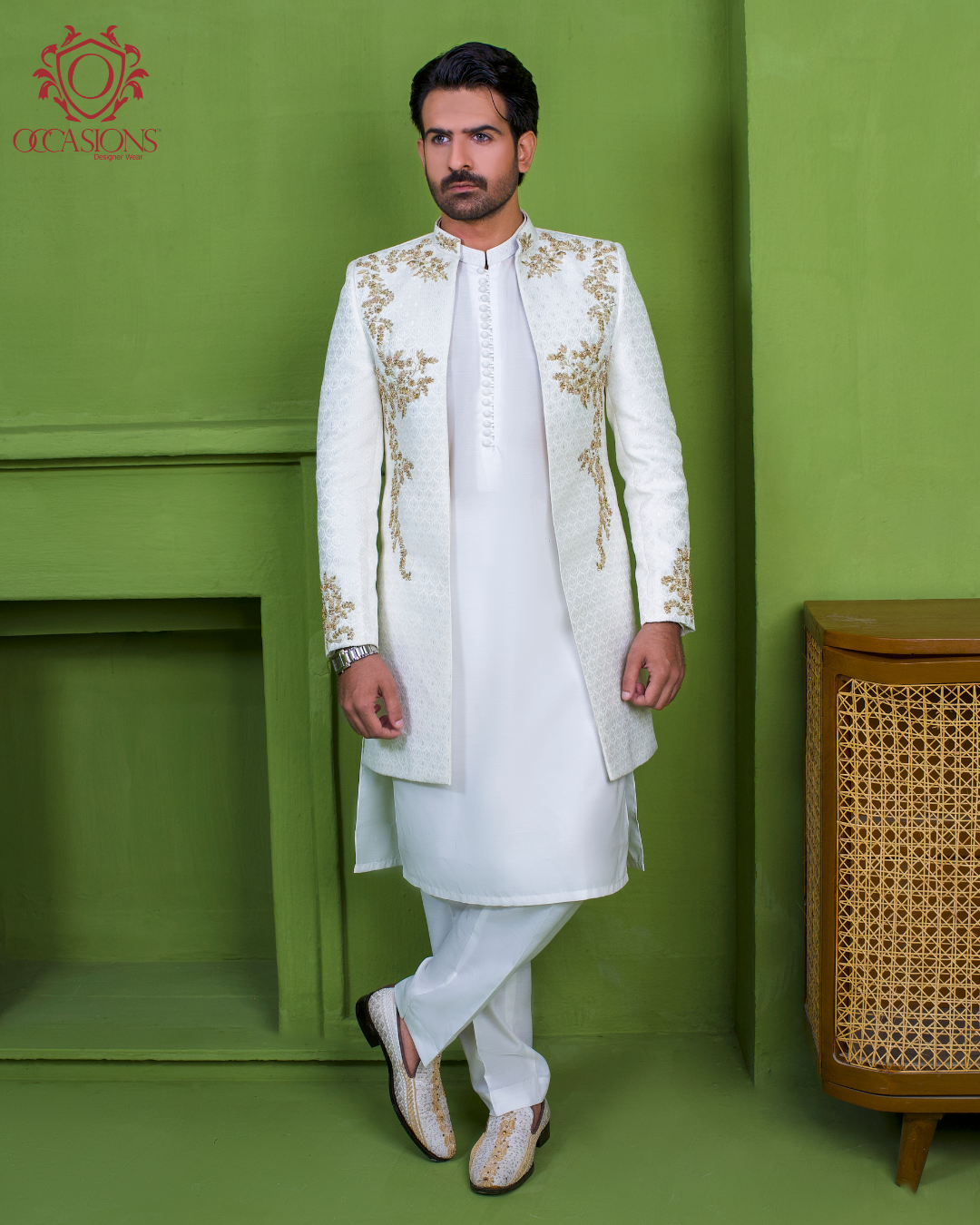 White Ivory Gold Open Gown