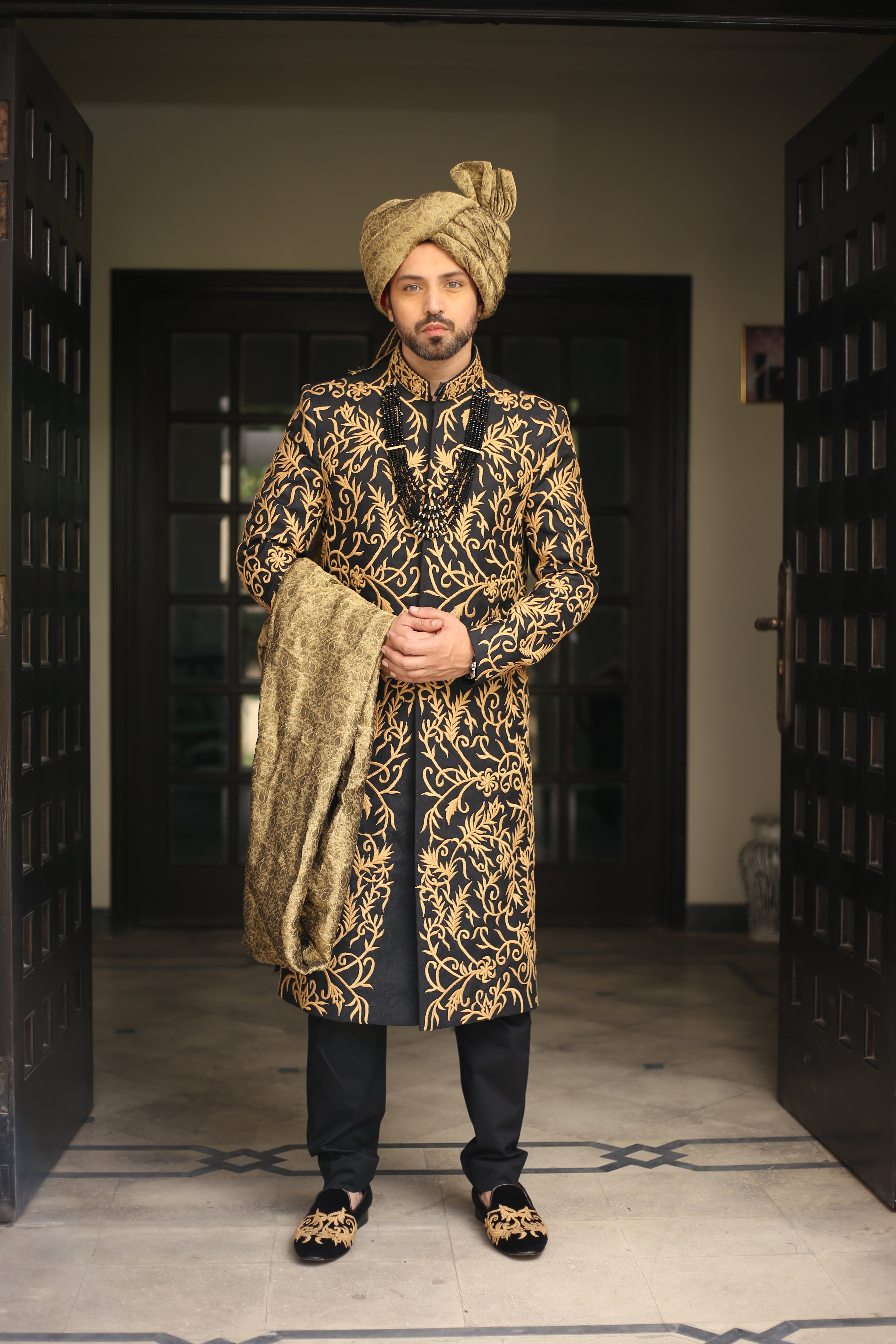 Megnificent Blackish Blue Gold Sherwani	Black n Blue