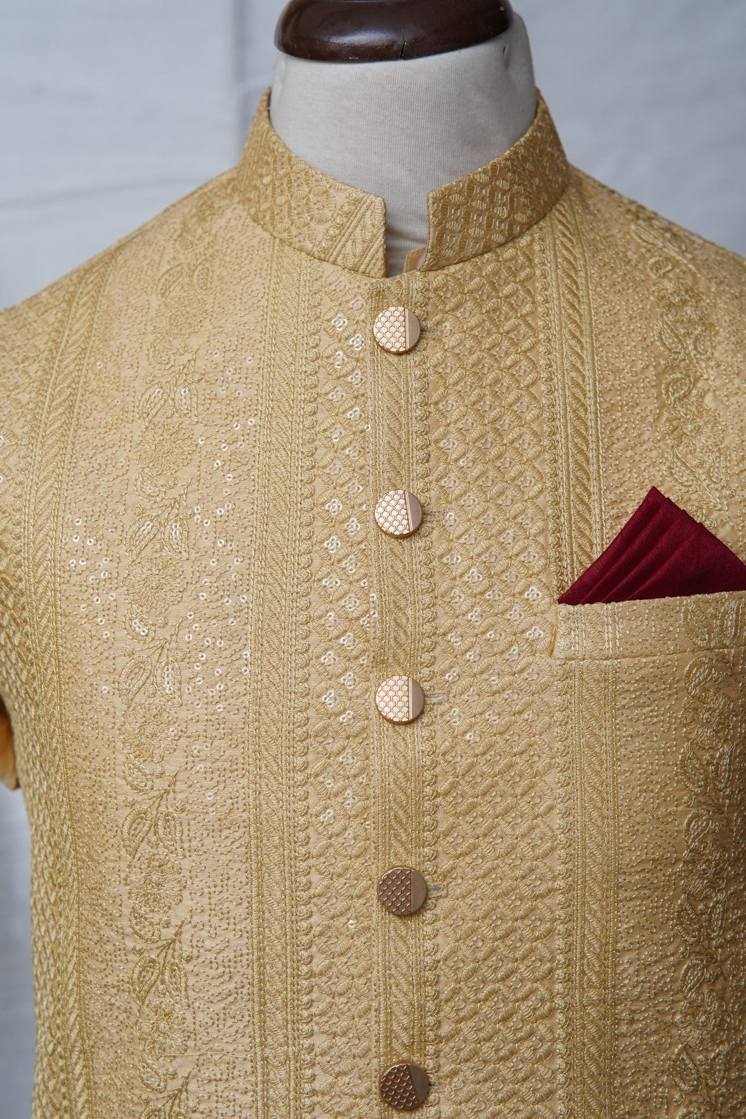 Rose Golden SQ10 Waistcoat Golden