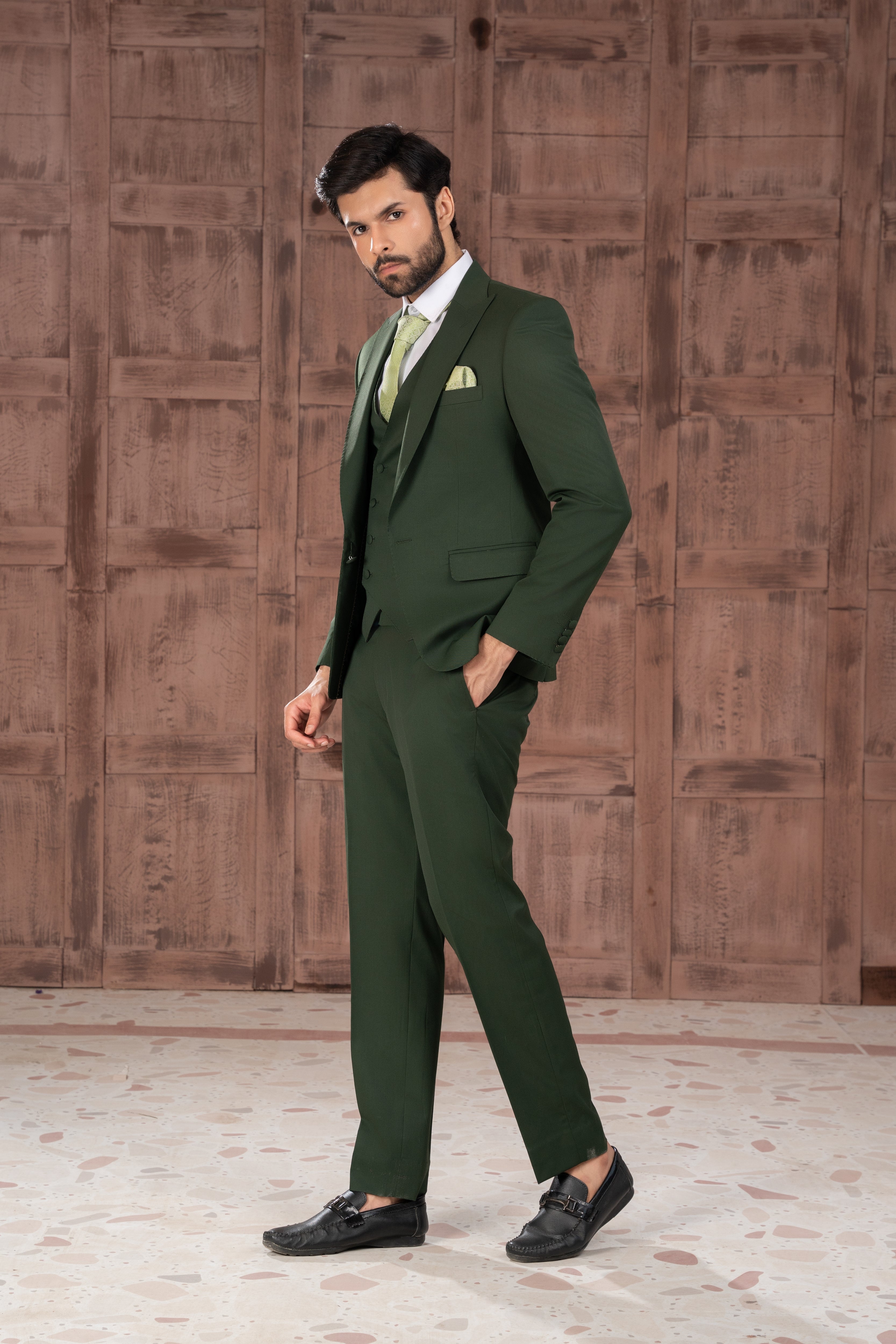 Megnificent Green Three Piece Suit
