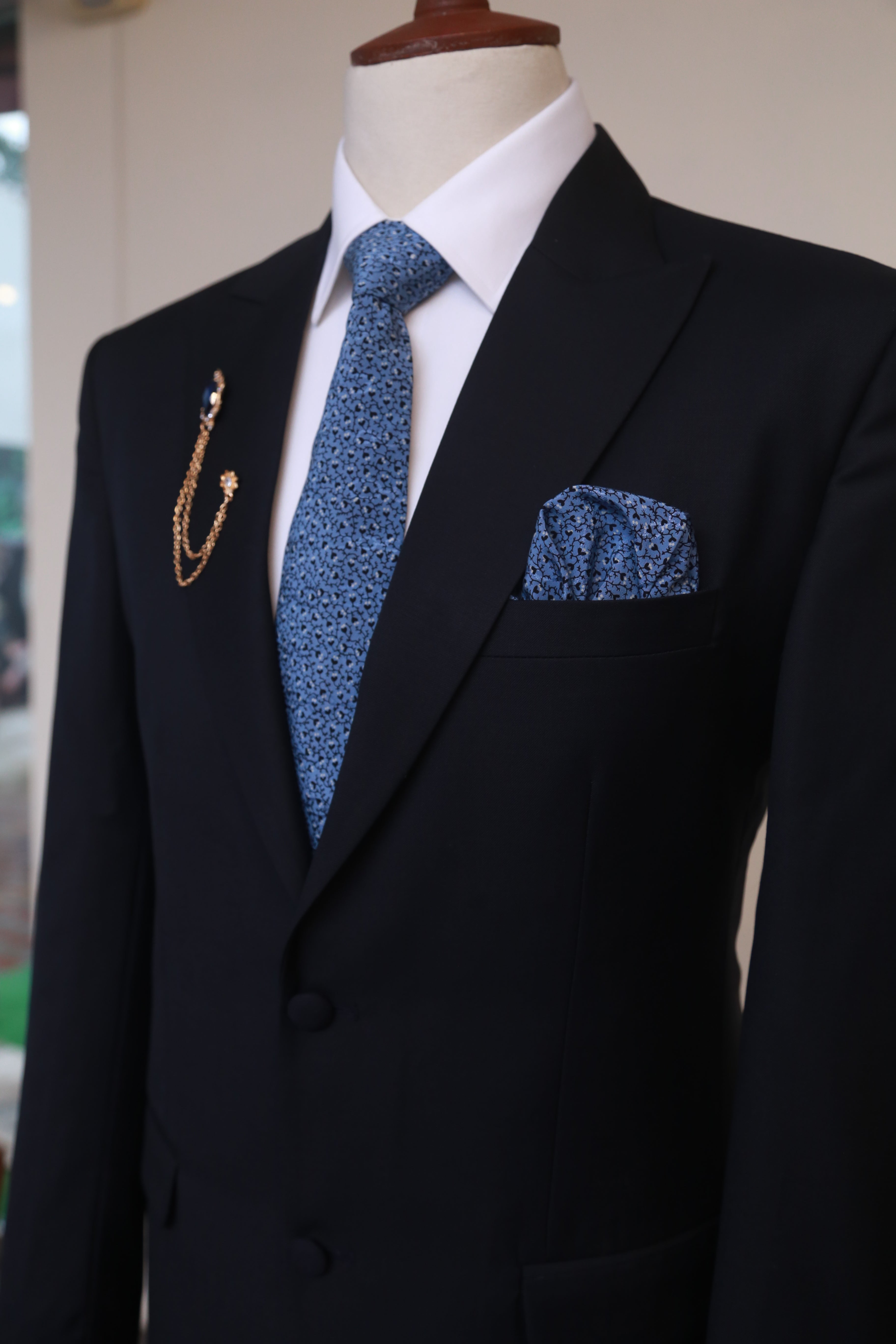 Luxurious Jet Black 2 Piece Suit